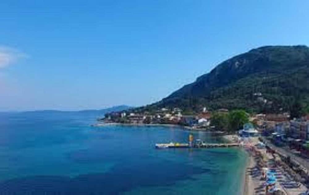Kerkyra Beach Hotel&Apartments Benitses  Exteriör bild