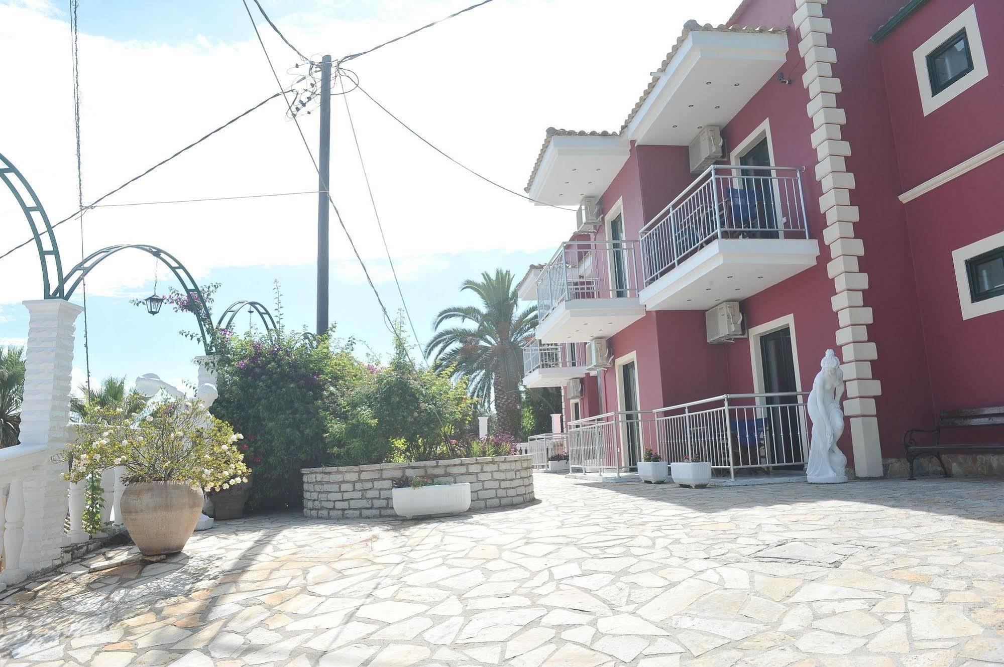 Kerkyra Beach Hotel&Apartments Benitses  Exteriör bild